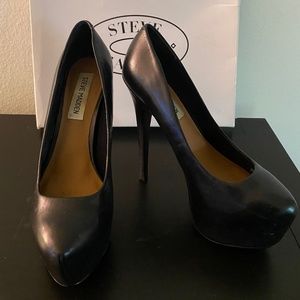 Steve Madden size 7